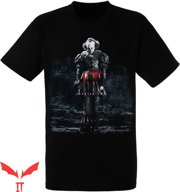 IT Pennywise T-Shirt Pennywise Standing IT Chapter 2 T-Shirt
