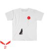 IT T-Shirt Howling At The Balloon Horror IT The Movie