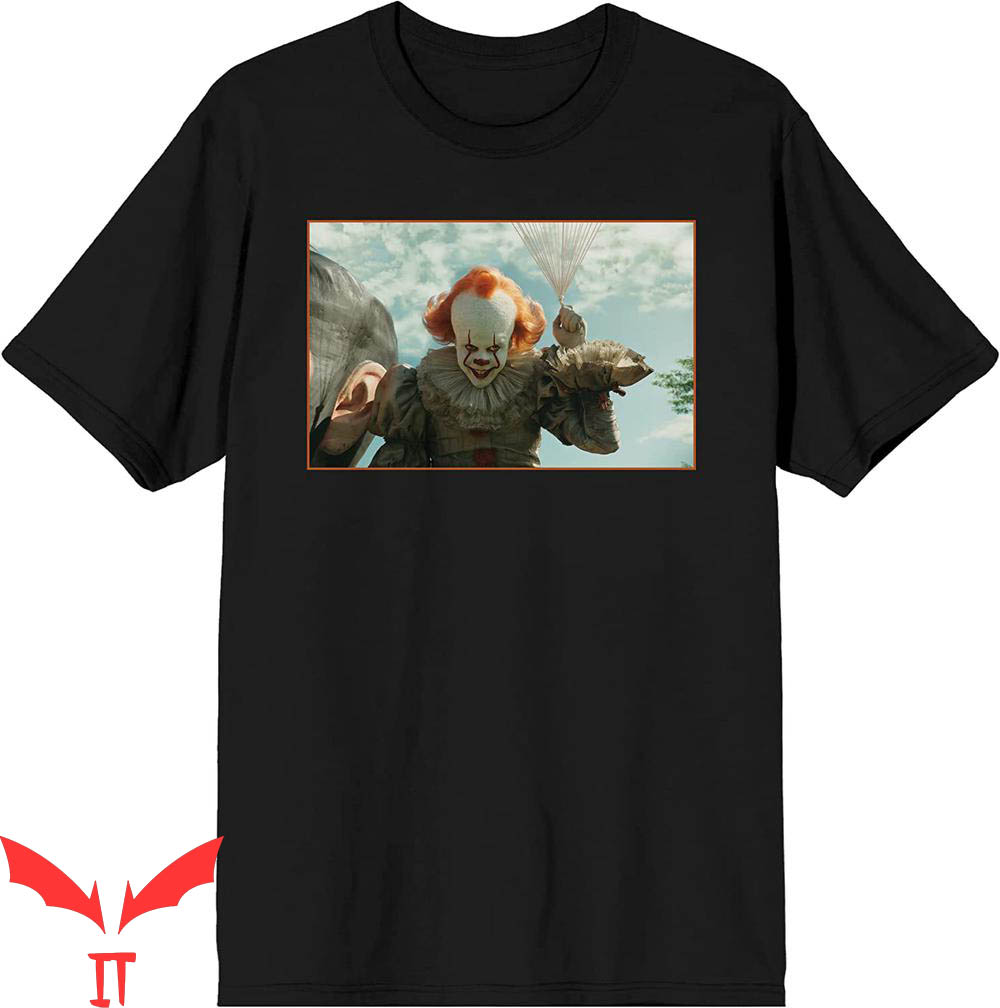 IT The Clown T-Shirt IT Chapter 2 Pennywise Screen Capture