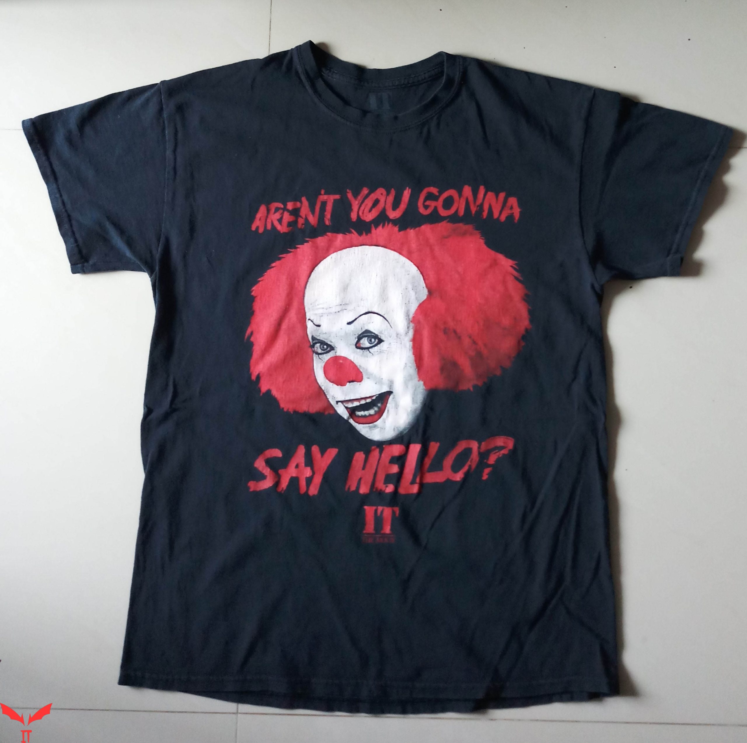 Stephen King IT T-Shirt Cult Evil Clown Balloon Scary Character