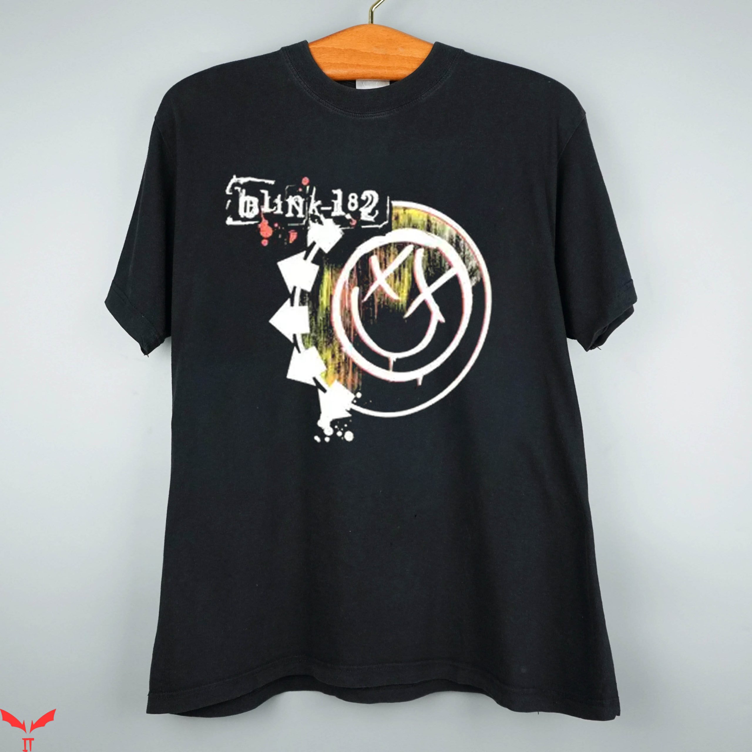 Blink 182 T-Shirt Vintage Rock Band 90s Trendy Style Tee