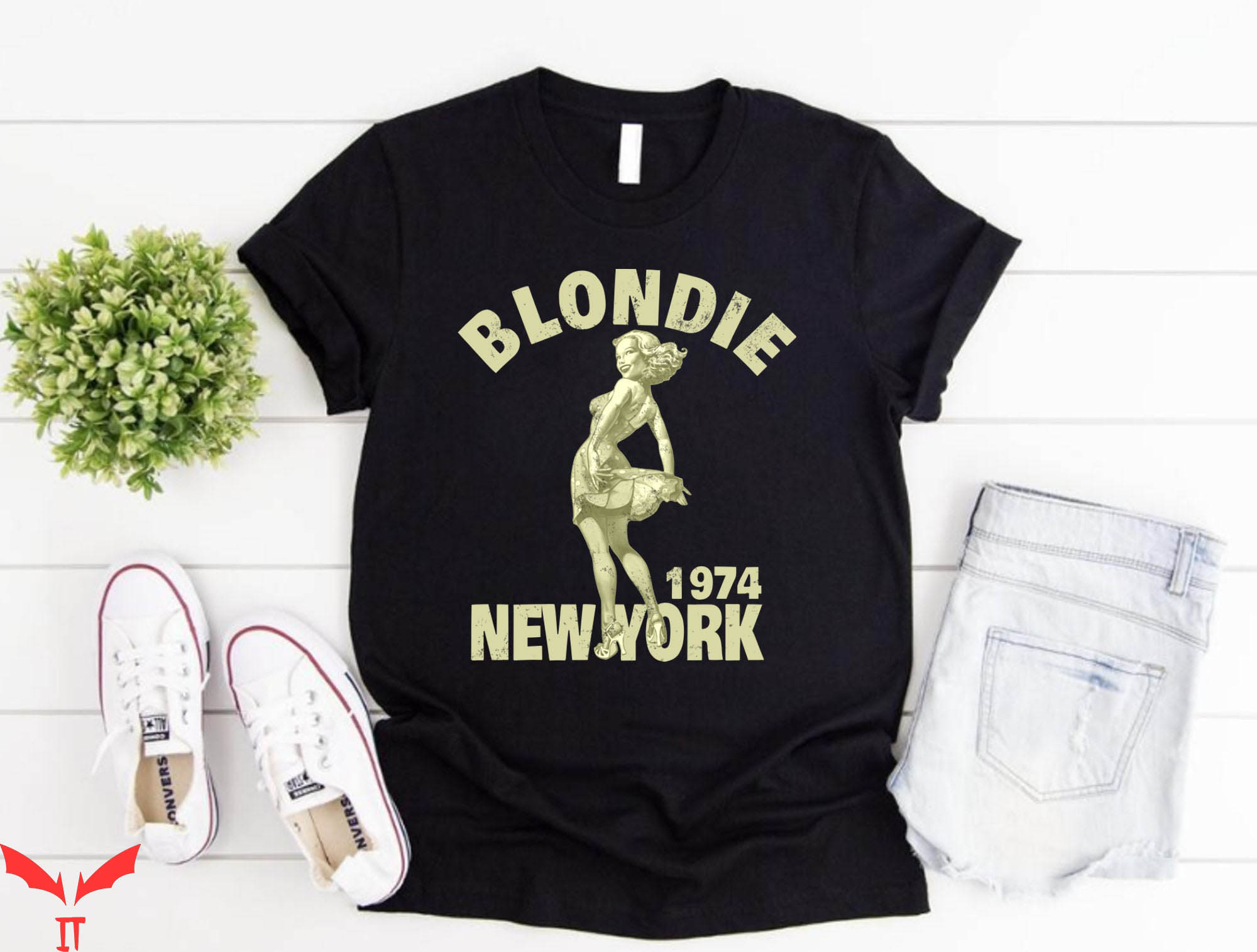 Blondie Vintage T-Shirt New York Lady Best Boyfriend