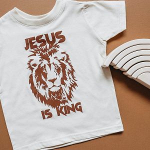 Jesus Is King T-Shirt Aesthetic Faith Shirt Christian Design