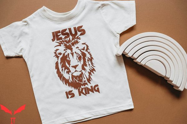 Jesus Is King T-Shirt Aesthetic Faith Shirt Christian Design