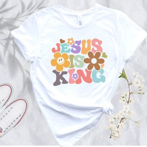 Jesus Is King T-Shirt Jesus Christian Church Graphic Tee