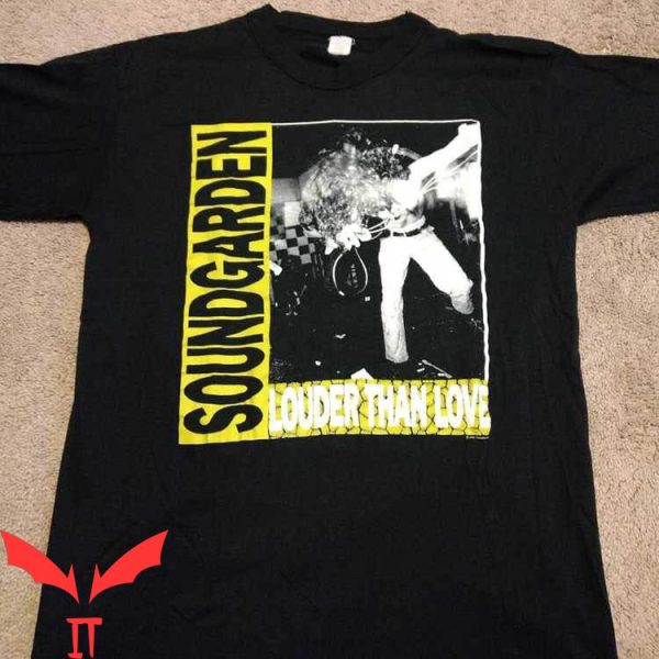 Vintage Soundgarden T-Shirt Soundgarden Louder Than Love 90s