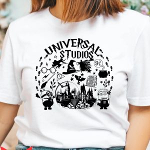 Vintage Universal Studios T-Shirt Disney Trip Group Tee