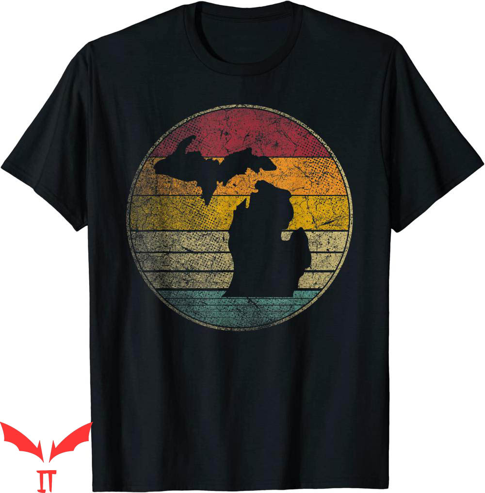 Vintage Michigan T-Shirt Distressed Retro Style Silhouette Vintage Michigan T-Shirt Distressed Retro Style Silhouette