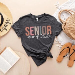 Mom Senior Class Of 2023 Graduation Shirt