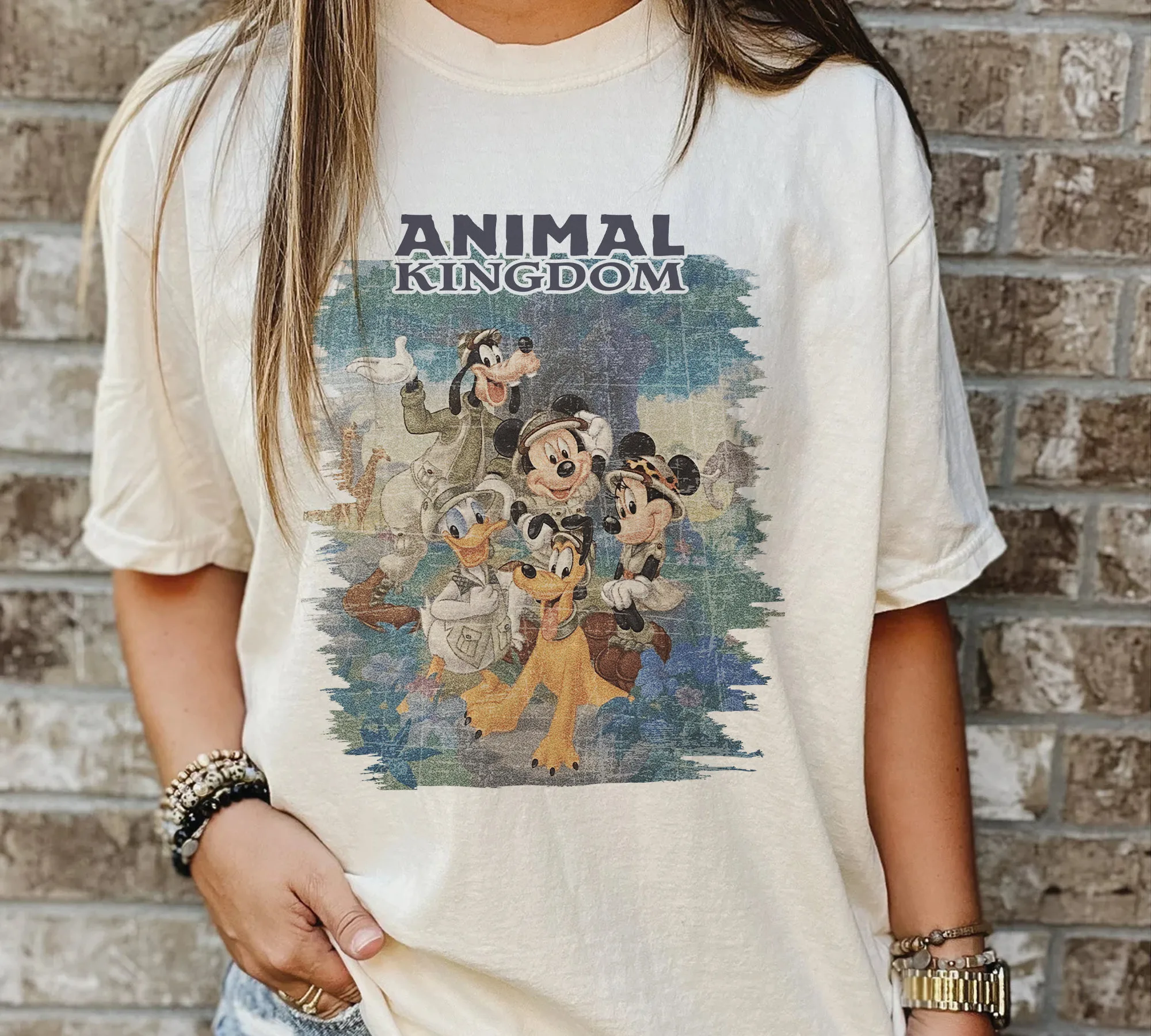 Retro Animal Kingdom Mickey And Friends Disneyland Shirt Retro Animal Kingdom Mickey And Friends Disneyland Shirt