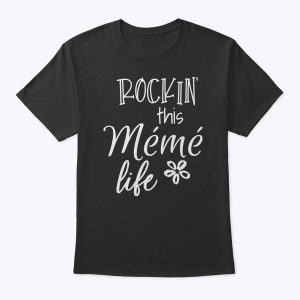 Rockin This M�m� Life French Canadian Grandma T-Shirt