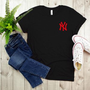 Vintage Yankee T-Shirt New York City Baseball Team Tee