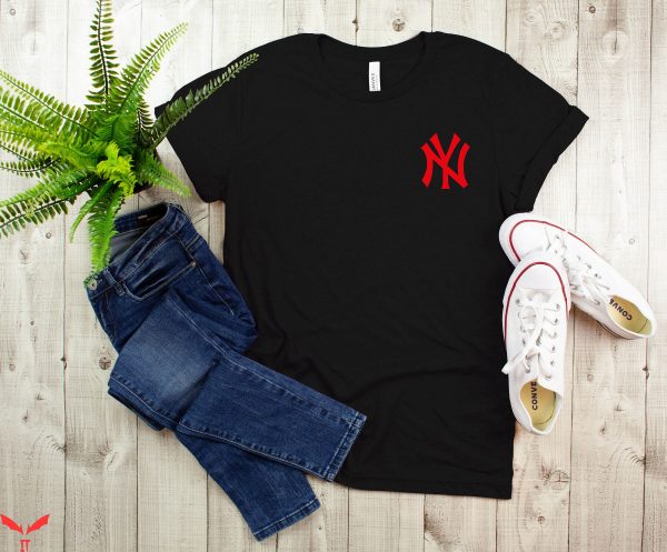 Vintage Yankee T-Shirt New York City Baseball Team Tee