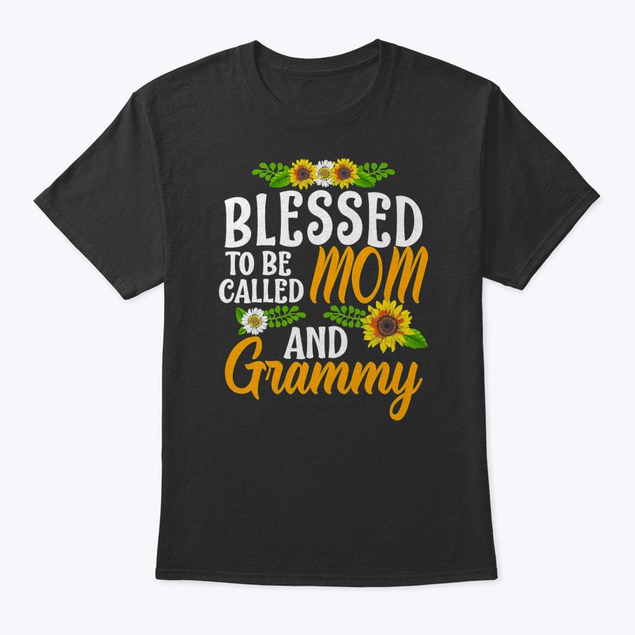 Womens Blessed To Be Called Mom And Grammy Thanksgiving Christmas T-Shirt Womens Blessed To Be Called Mom And Grammy Thanksgiving Christmas T-Shirt