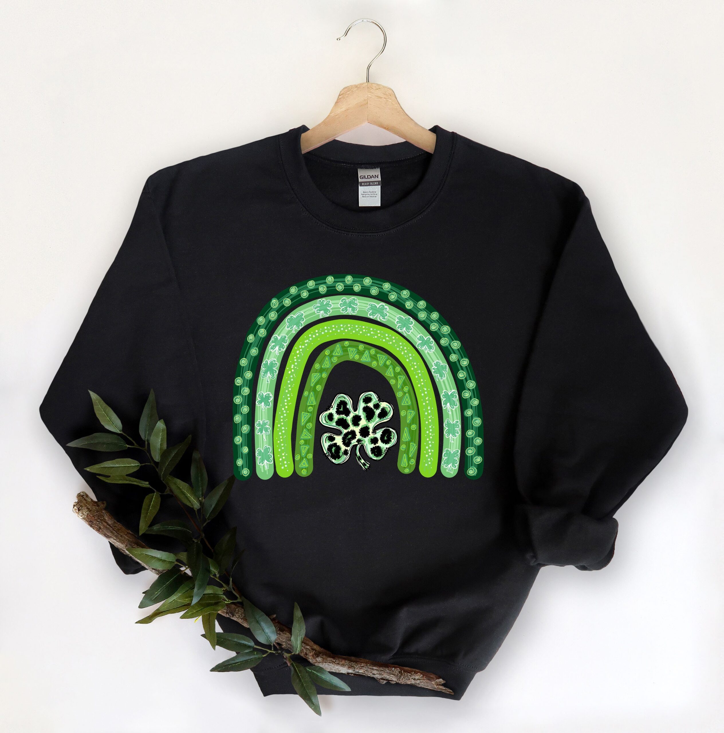 Shamrock Leopard Rainbow St Patrick's Day T-Shirt Shamrock Leopard Rainbow St Patrick's Day T-Shirt