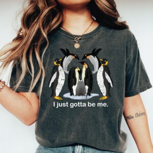 Trending I Just Gotta Be Me Penguin Sweatshirt 5