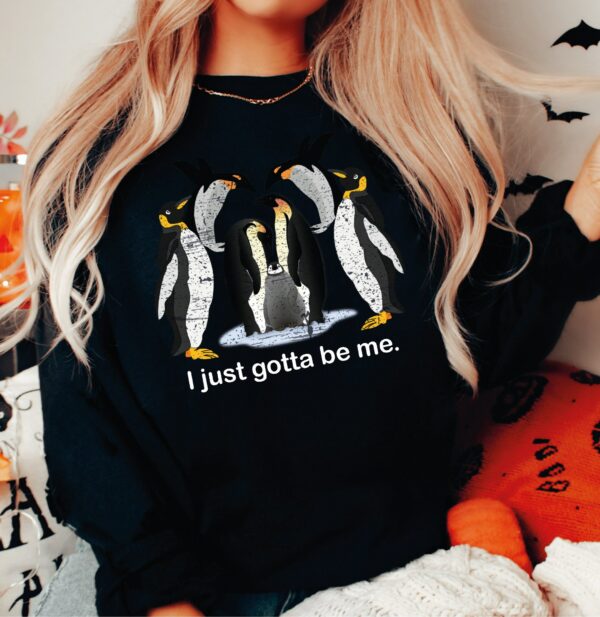 Vintage I Just Gotta Be Me Penguin Sweatshirt