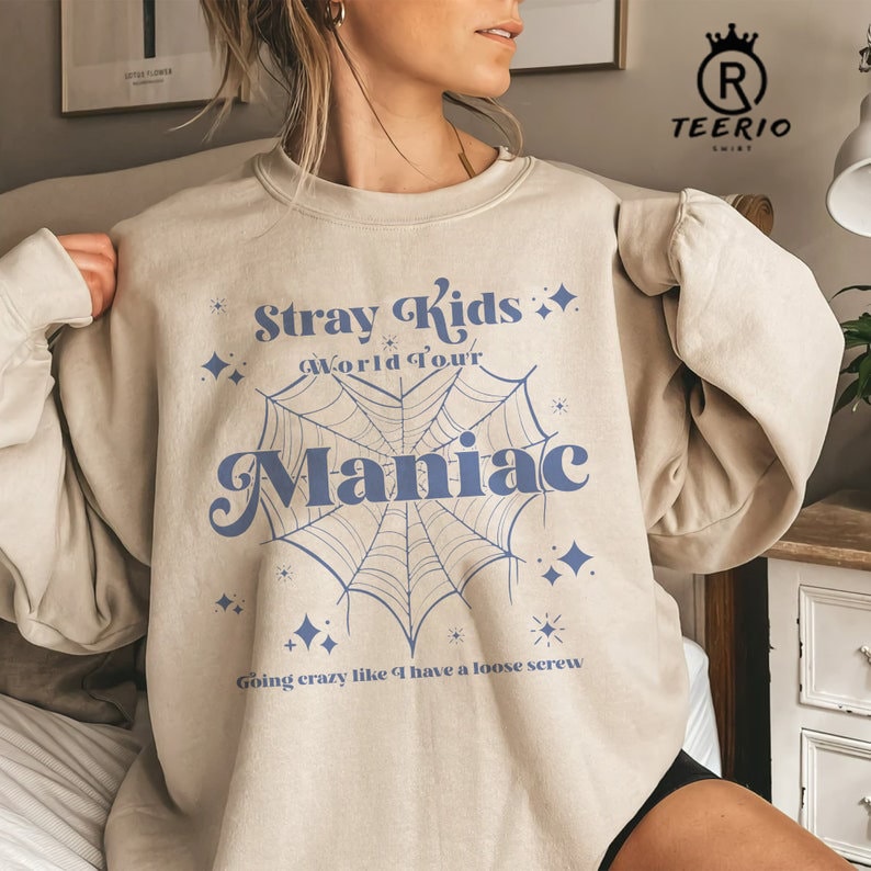 World Tour Vintage Stray Kids Maniac Sweatshirt World Tour Vintage Stray Kids Maniac Sweatshirt