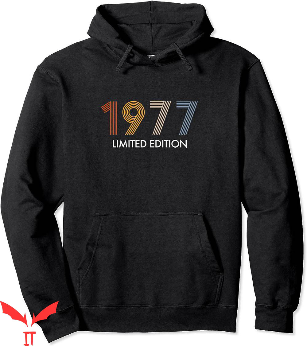 1977 Essentials Hoodie Retro Vintage Limited Edition House 1977 Essentials Hoodie Retro Vintage Limited Edition House