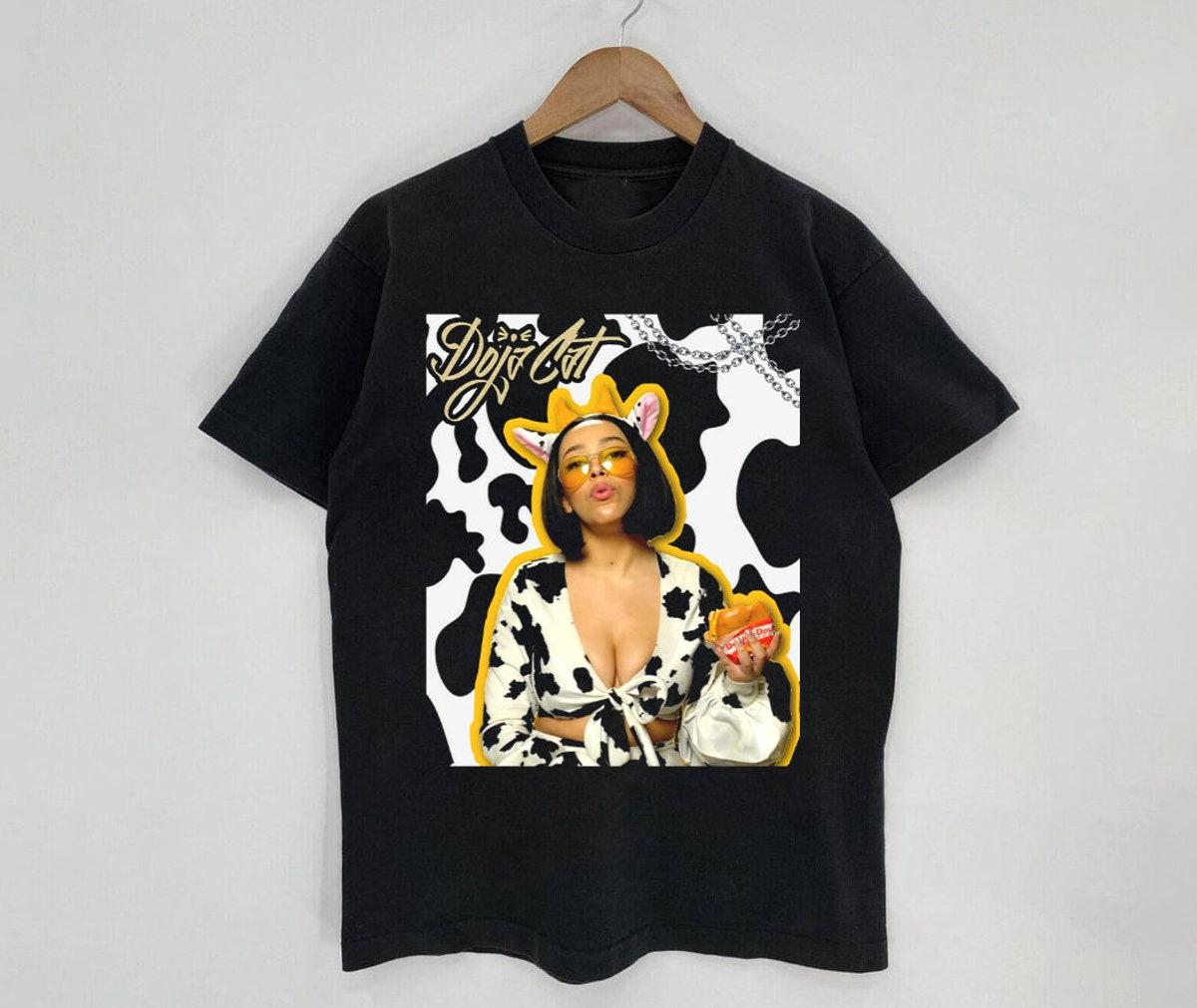 Doja Cat Btch Im A Cow Retro Cute T-shirt - Apparel, Mug, Home Decor - Perfect Gift For Everyone Doja Cat Btch Im A Cow Retro Cute T-shirt - Apparel, Mug, Home Decor - Perfect Gift For Everyone
