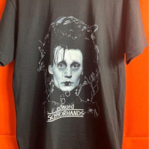 Edward Scissorhands Johnny Depp Vintage T-shirt For Movie Lovers – Apparel, Mug, Home Decor – Perfect Gift For Everyone