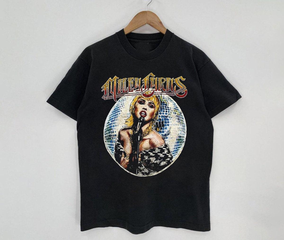 Miley Cyrus Vintage Bootleg Classic Black T-shirt - Apparel, Mug, Home Decor - Perfect Gift For Everyone Miley Cyrus Vintage Bootleg Classic Black T-shirt - Apparel, Mug, Home Decor - Perfect Gift For Everyone