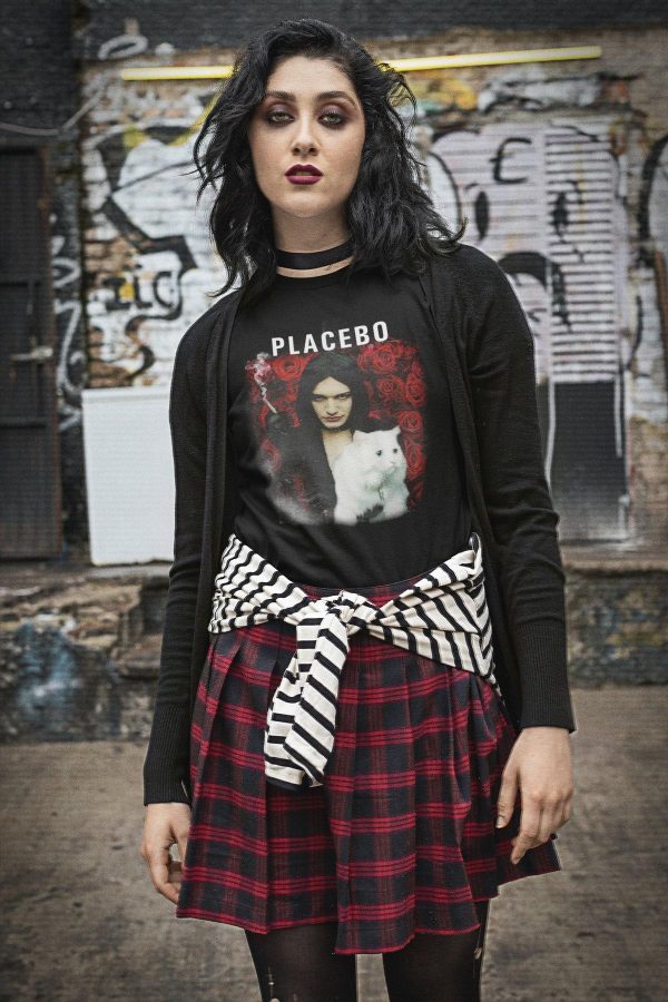 Vintage Placebo Cat Graphic Unisex T-shirt – Apparel, Mug, Home Decor – Perfect Gift For Everyone