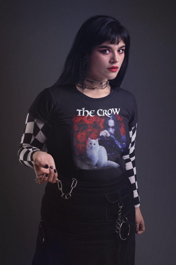 Vintage The Crow Cat Graphic Unisex T-shirt – Apparel, Mug, Home Decor – Perfect Gift For Everyone