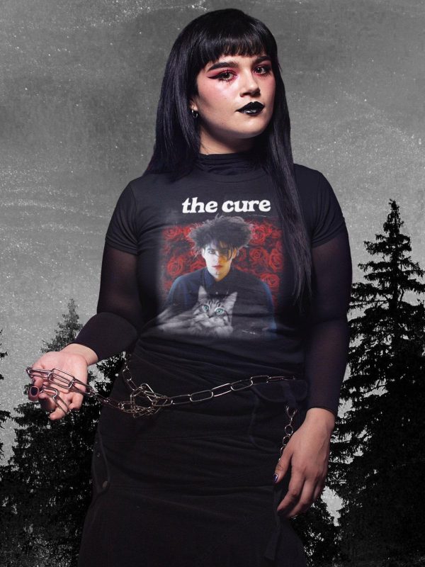 Vintage The Cure Love Cats Graphic Unisex T-shirt – Apparel, Mug, Home Decor – Perfect Gift For Everyone