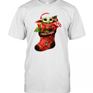 Baby Yoda Hug Cleveland Browns Ornament Merry Christmas 2020 T-Shirt