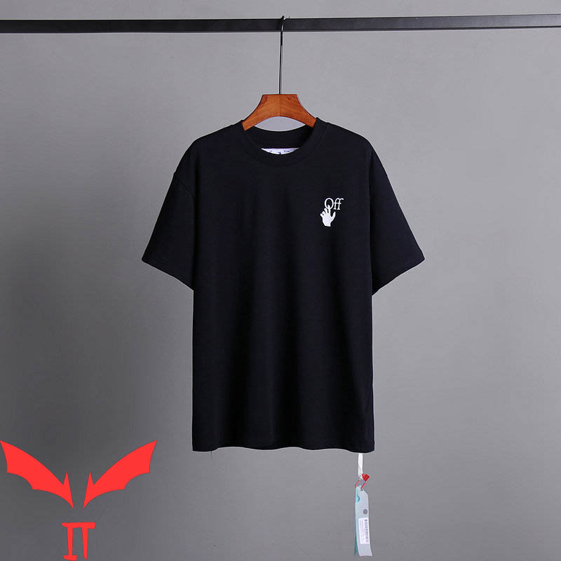 Off White T-Shirt Vintage Minimalist Art Cross Arrow Off White T-Shirt Vintage Minimalist Art Cross Arrow