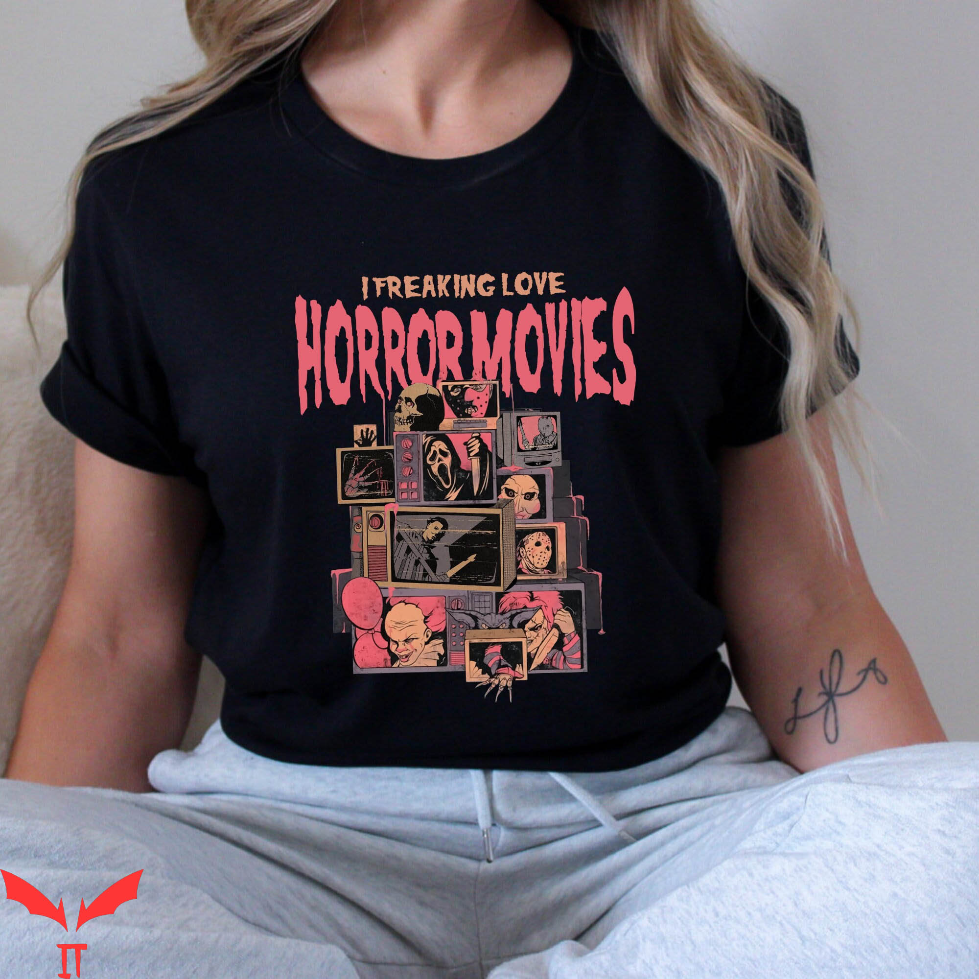 Totally Killer T-Shirt Horror Movies Vintage 90s Halloween Totally Killer T-Shirt Horror Movies Vintage 90s Halloween