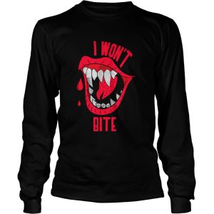 Beautiful Halloweens I Won’t Bite Red Lipss Scary Vampire shirt