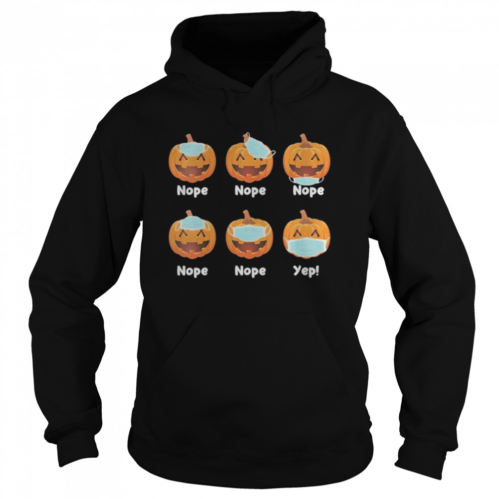 Halloween 2020 Pumpkin Wearing Mask Wrong Funny shirt Halloween 2020 Pumpkin Wearing Mask Wrong Funny shirt