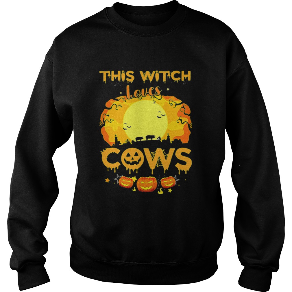 Halloween This Witch Loves Pigs Cows Pumpkins shirt Halloween This Witch Loves Pigs Cows Pumpkins shirt