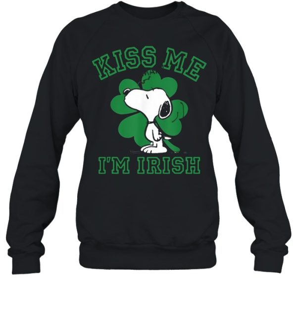 Kiss Me I’m Irish Smak Snoopy Patricks Day shirt