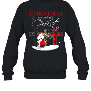 Santa Charlie Brown and Snoopy Christmas begins with Christ t shirt 4