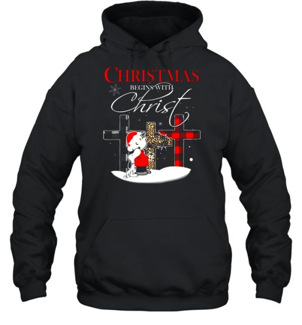 Santa Charlie Brown and Snoopy Christmas begins with Christ t-shirt
