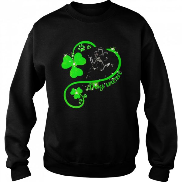 St Patricks Day Lucky Mom Black Labrador Shirt