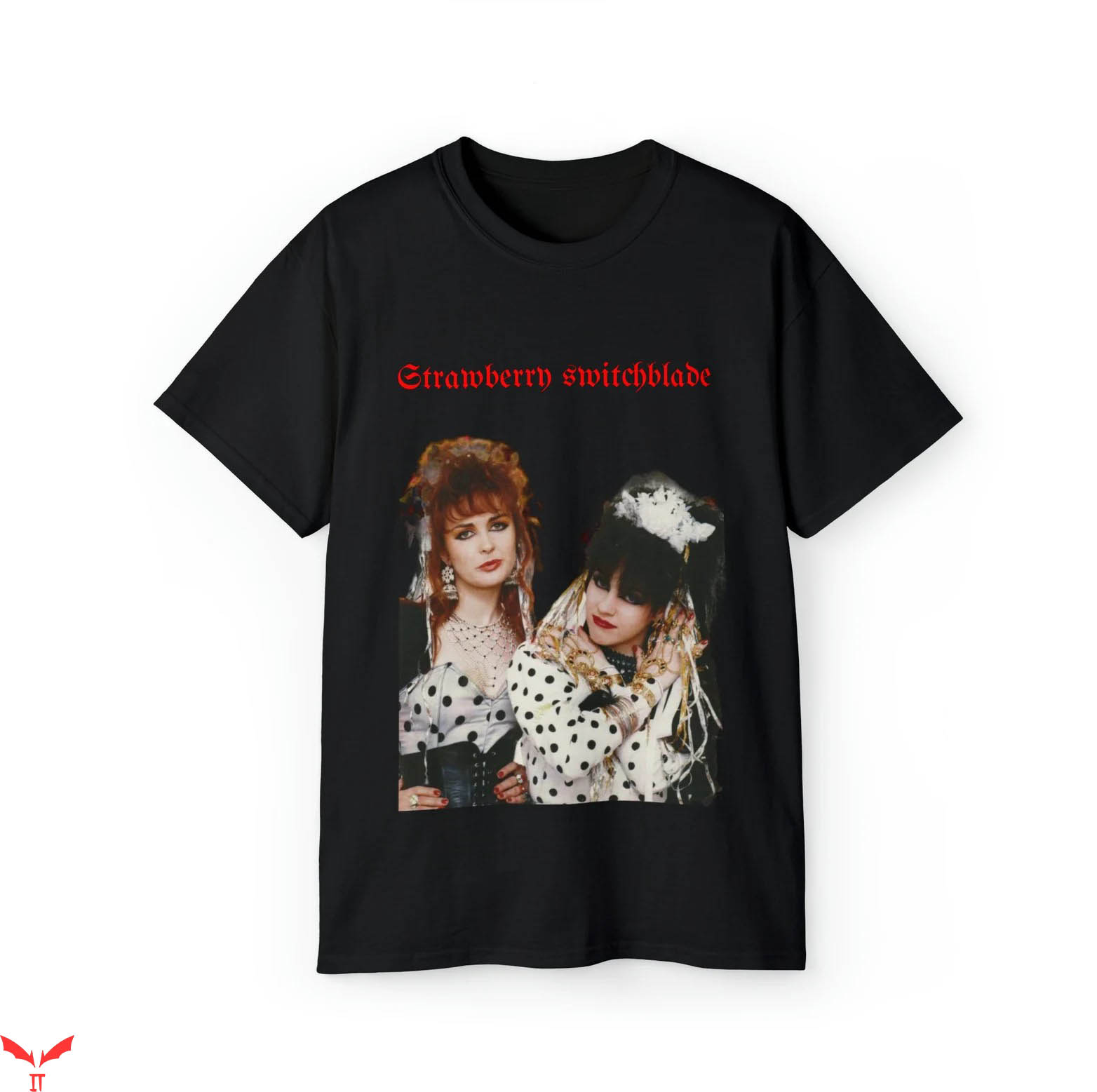 Strawberry Switchblade T-Shirt Gtrawberr T-Shirt Trending Strawberry Switchblade T-Shirt Gtrawberr T-Shirt Trending