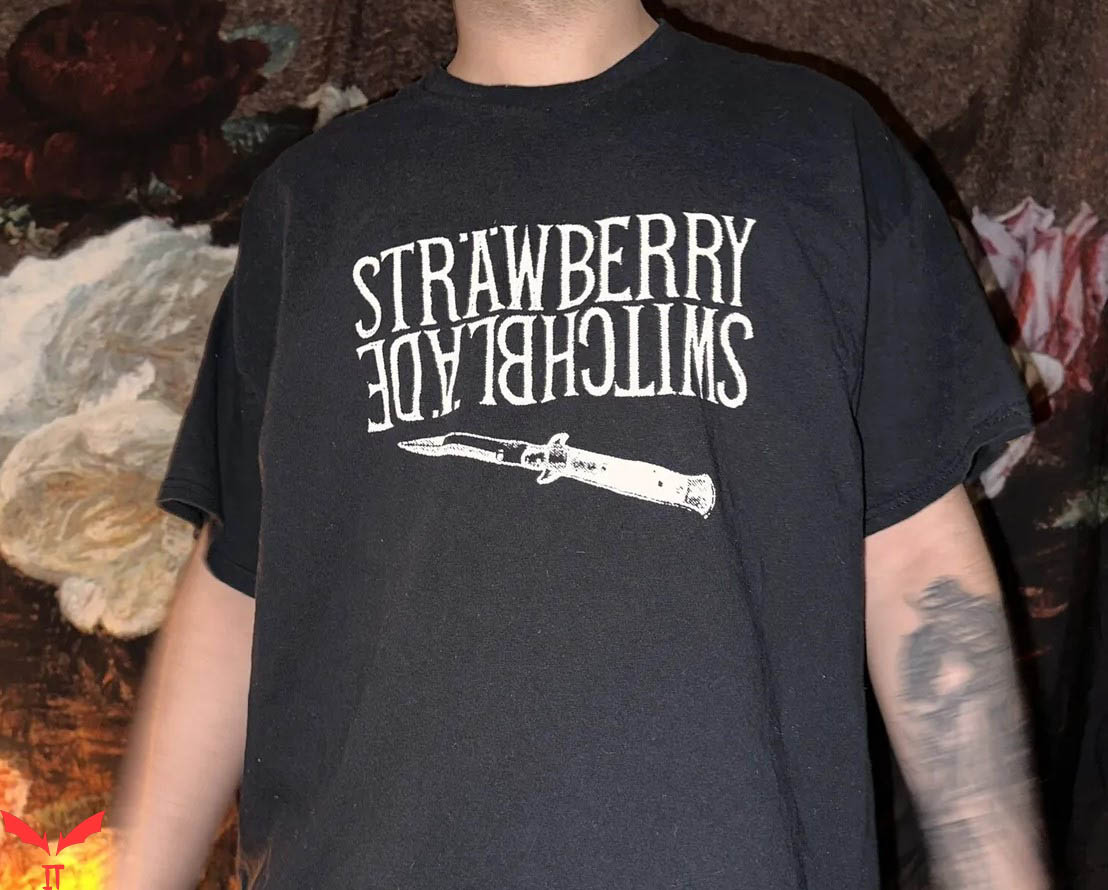 Strawberry Switchblade T-Shirt Secret Knofe T-Shirt Trending Strawberry Switchblade T-Shirt Secret Knofe T-Shirt Trending