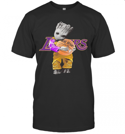 BABY GROOT LAKERS HUG KOBE BRYANT BASKETBALL SIGNATURE T-Shirt BABY GROOT LAKERS HUG KOBE BRYANT BASKETBALL SIGNATURE T-Shirt