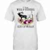 I’M A Wine And Hunting Kind Of Woman Flowers T-Shirt