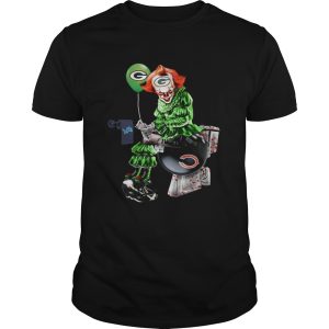 Pennywise Green Bay Packers Bears sitting toilet Chicago Bears shirt