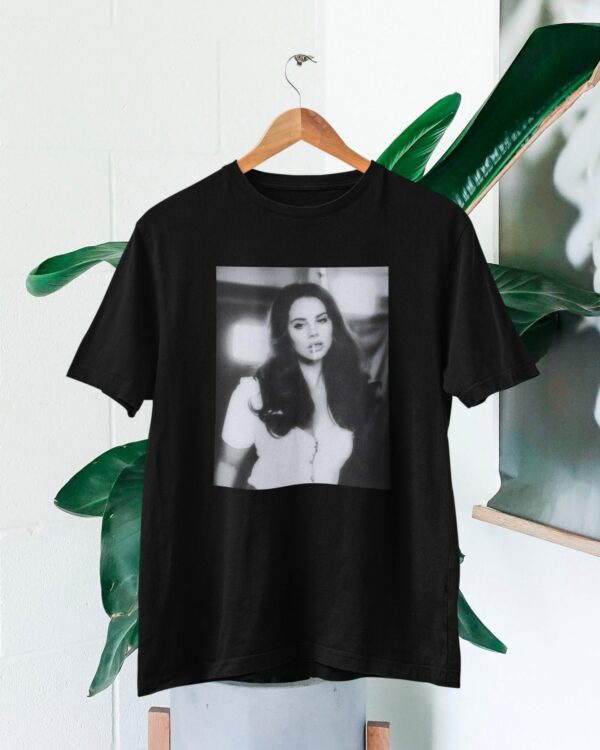 Lana Del Rey Photo T-shirt Merch