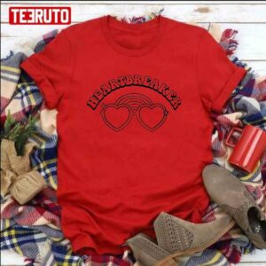 Heartbreaker Heart Glasses Valentines Day Retro Boho Unisex Sweatshirt Unisex T-Shirt
