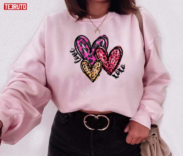 Leopard Print Hearts Valentine’s Day Unisex Sweatshirt