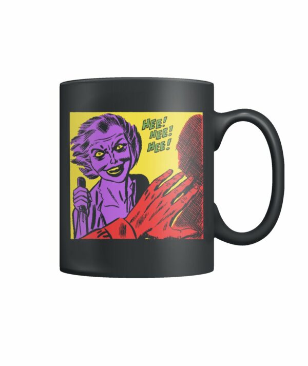 Vintage horror comic – woman with knife HEE HEE HEE! mug