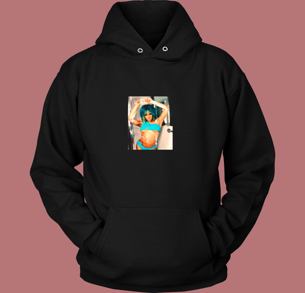 Lil Kim Shower Vintage Hoodie Lil Kim Shower Vintage Hoodie