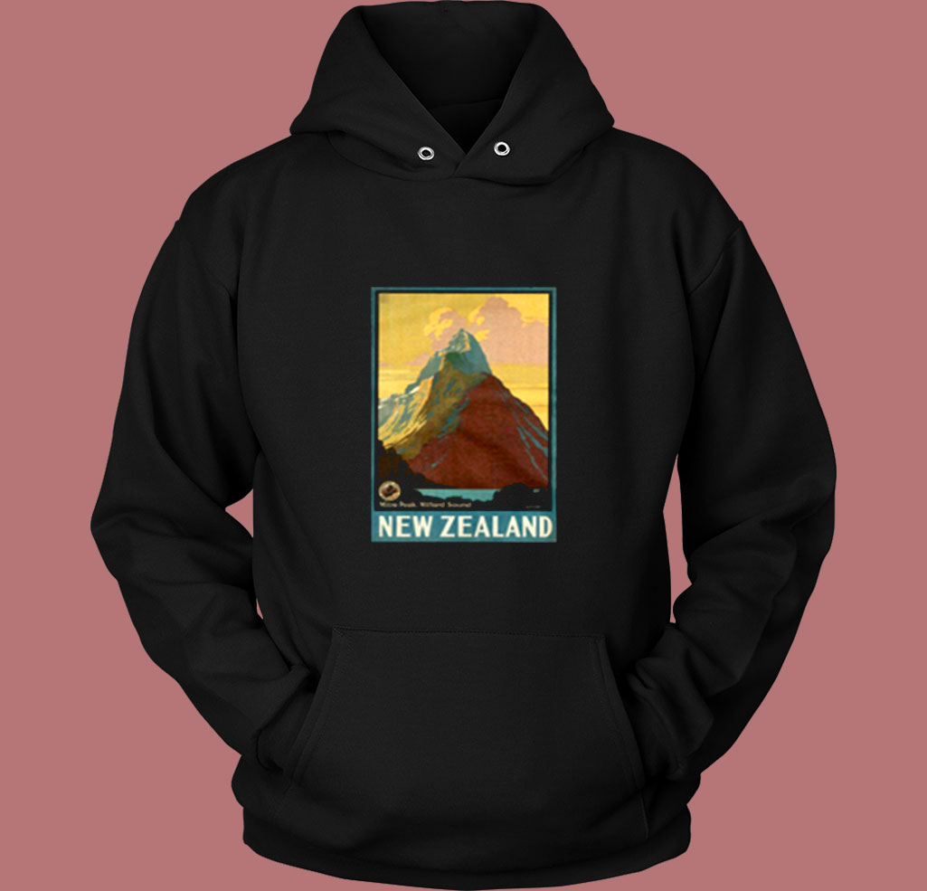 Vintage New Zealand Mitre Peak Mountain Vintage Hoodie Vintage New Zealand Mitre Peak Mountain Vintage Hoodie